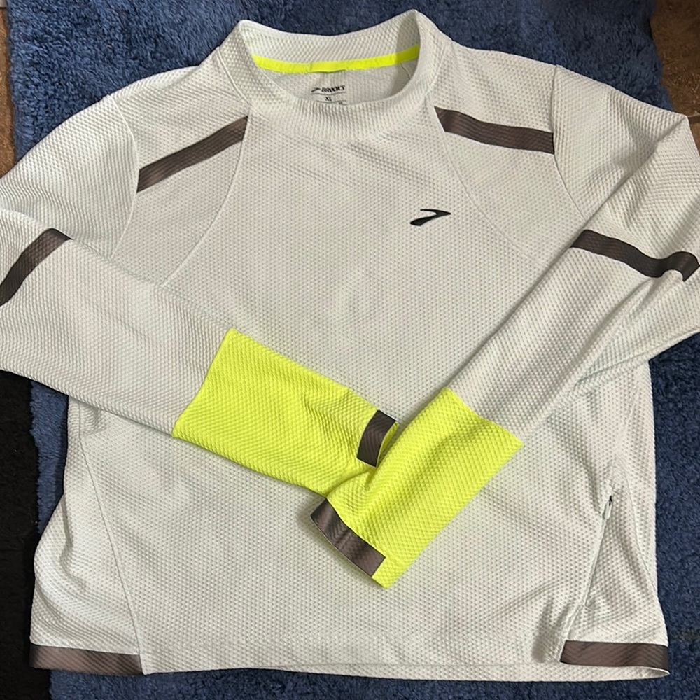 Brooks Run Vis collection White and Neon Yellow Athletic Long Sleeve Shirt